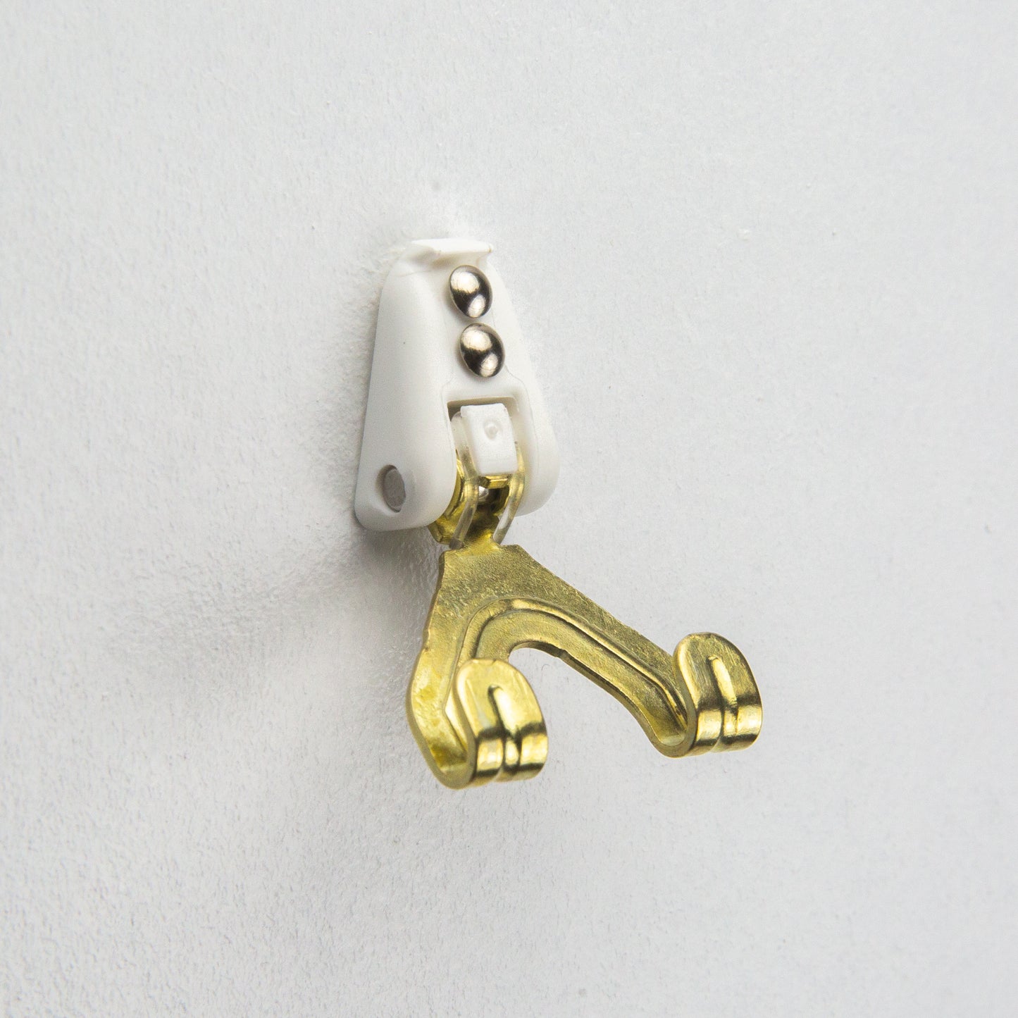 The Supreme Hook